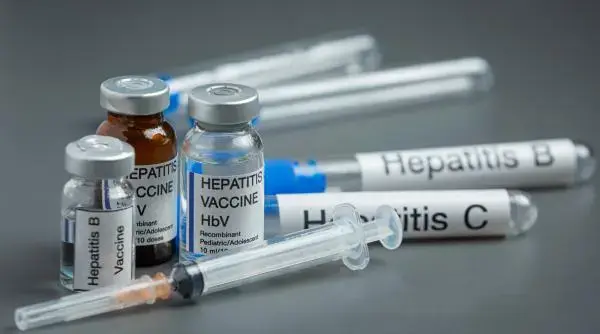 Descoperire revoluționară în lupta împotriva hepatitei B: un nou medicament cu rezultate promițătoare