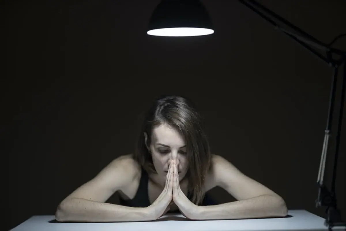 O cercetătoare română a creat un sistem AI care detectează depresia în text