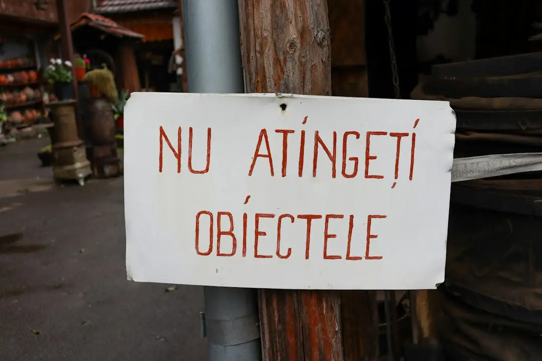 Cum să păstrezi încrederea în tine când datezi online