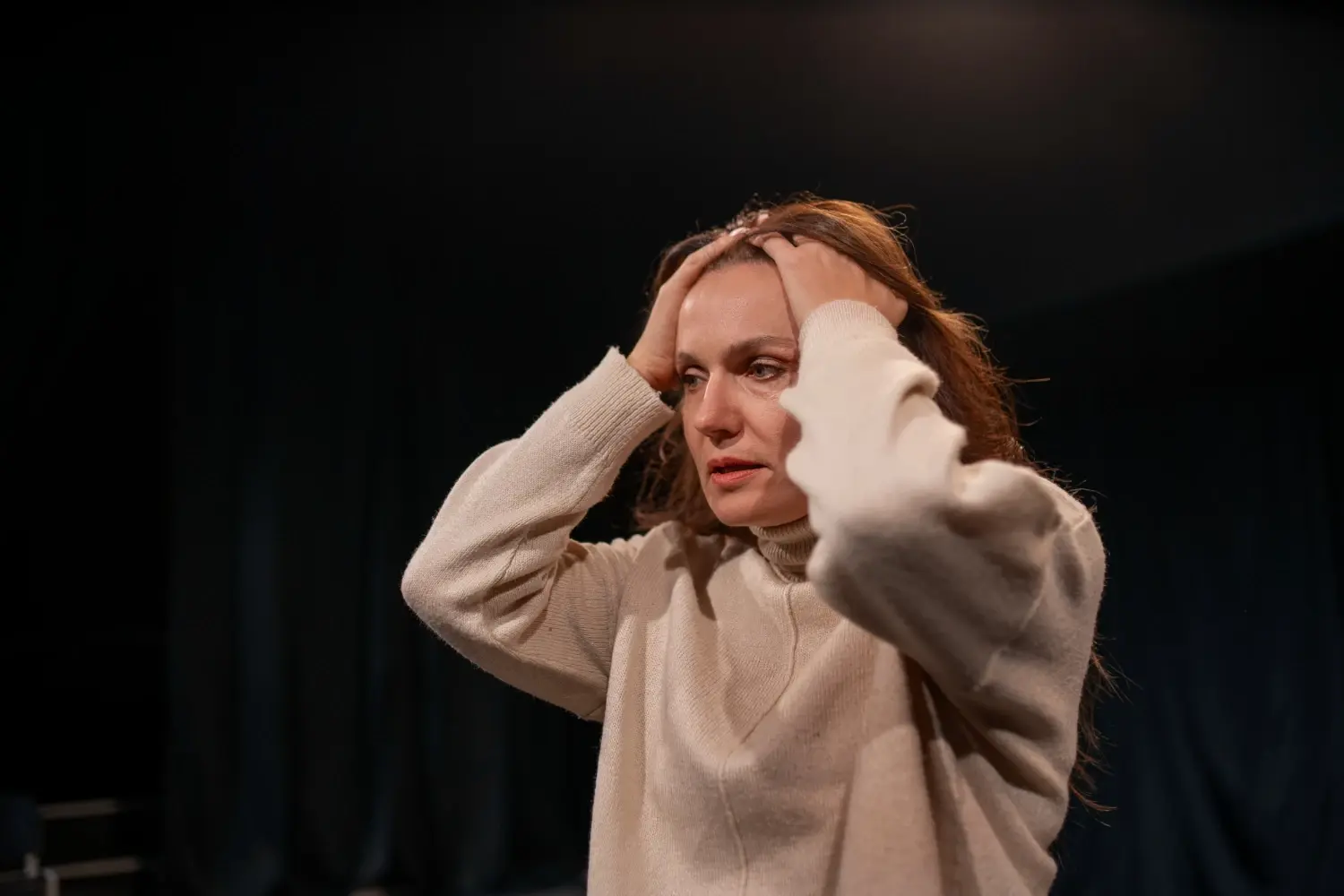 Multe femei se gândesc la anxietate, dar poate fi altceva! Semnele tulburării adesea confundate cu stresul